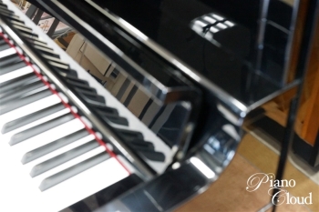 中古アップライトピアノ UX30Bl