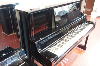 中古アップライトピアノUX10A