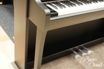 クラビノーバ CLP-875