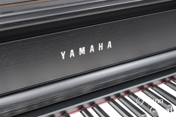 電子ピアノ　CLP-875B