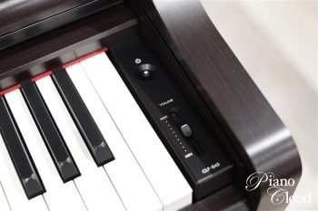 電子ピアノ　CLP-845R