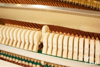 中古アップライトピアノb113PWH