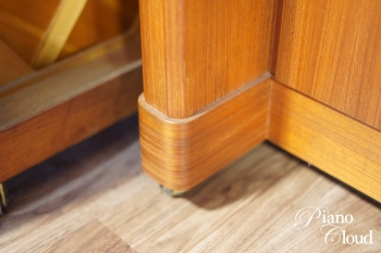 中古アップライトピアノ W107BT