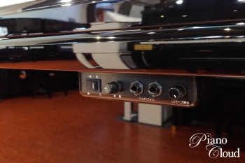 中古アップライトピアノYU30BM