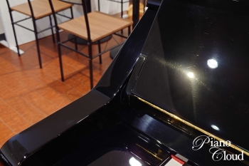 中古アップライトピアノYU30BM