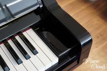 中古アップライトピアノ YU33SH2