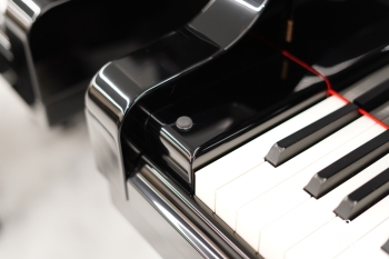 中古グランドピアノ C3E