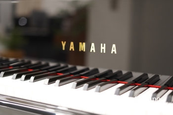 中古グランドピアノ C2