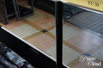 中古アップライトピアノ YU30