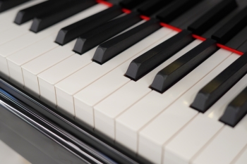 グランドピアノ C3X