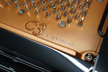 グランドピアノ C3X