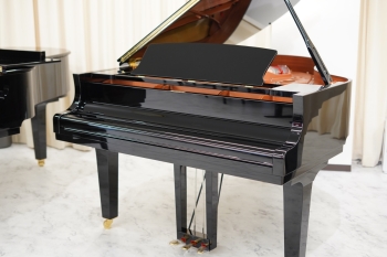 グランドピアノ C3X