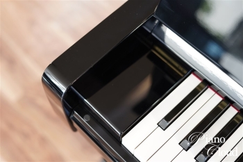 中古アップライトピアノ UX-1