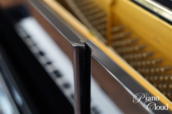 中古アップライトピアノ UX-1