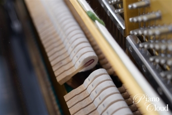 中古アップライトピアノ UX-1