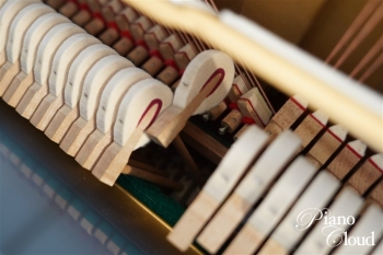 中古アップライトピアノ UX-1