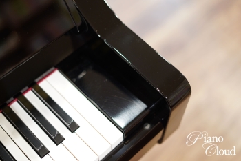 中古アップライトピアノ YU11