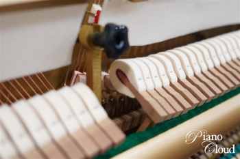 中古アップライトピアノ UX30BL