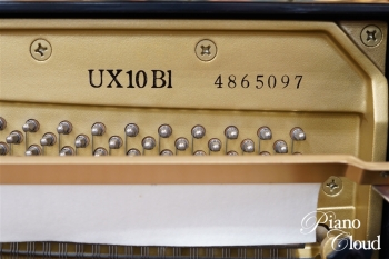 中古アップライトピアノ　UX10Bl