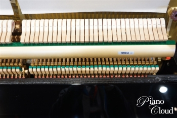 中古アップライトピアノYU1