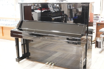 中古アップライトピアノ　UX