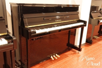 中古アップライトピアノb113