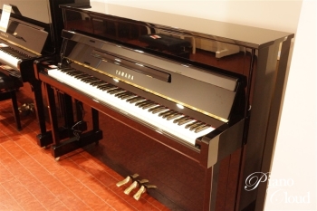 中古アップライトピアノb113