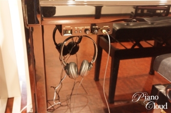 中古アップライトピアノb113