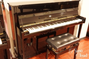 中古アップライトピアノb113