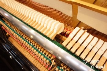 中古アップライトピアノMC301