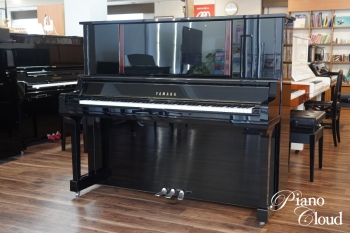 中古アップライトピアノ UX300