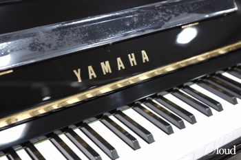 中古アップライトピアノ　MC301