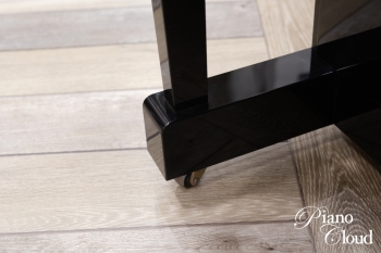 中古アップライトピアノ　MC301