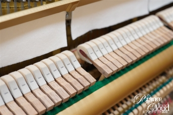 中古アップライトピアノ UX30A