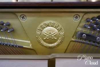 中古アップライトピアノ YU10Wn