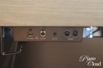 中古電子ピアノ CLP-745DW