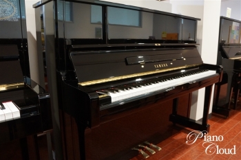 中古アップライトピアノUX1