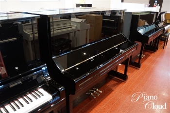 中古アップライトピアノYU33