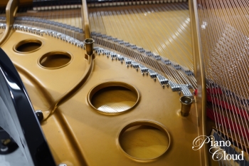 中古グランドピアノO-180