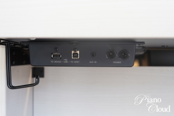 電子ピアノ CLP-845