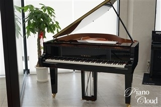 グランドピアノ C1X
