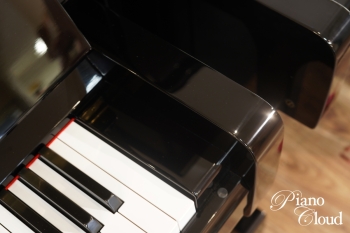 中古アップライトピアノ UX-1