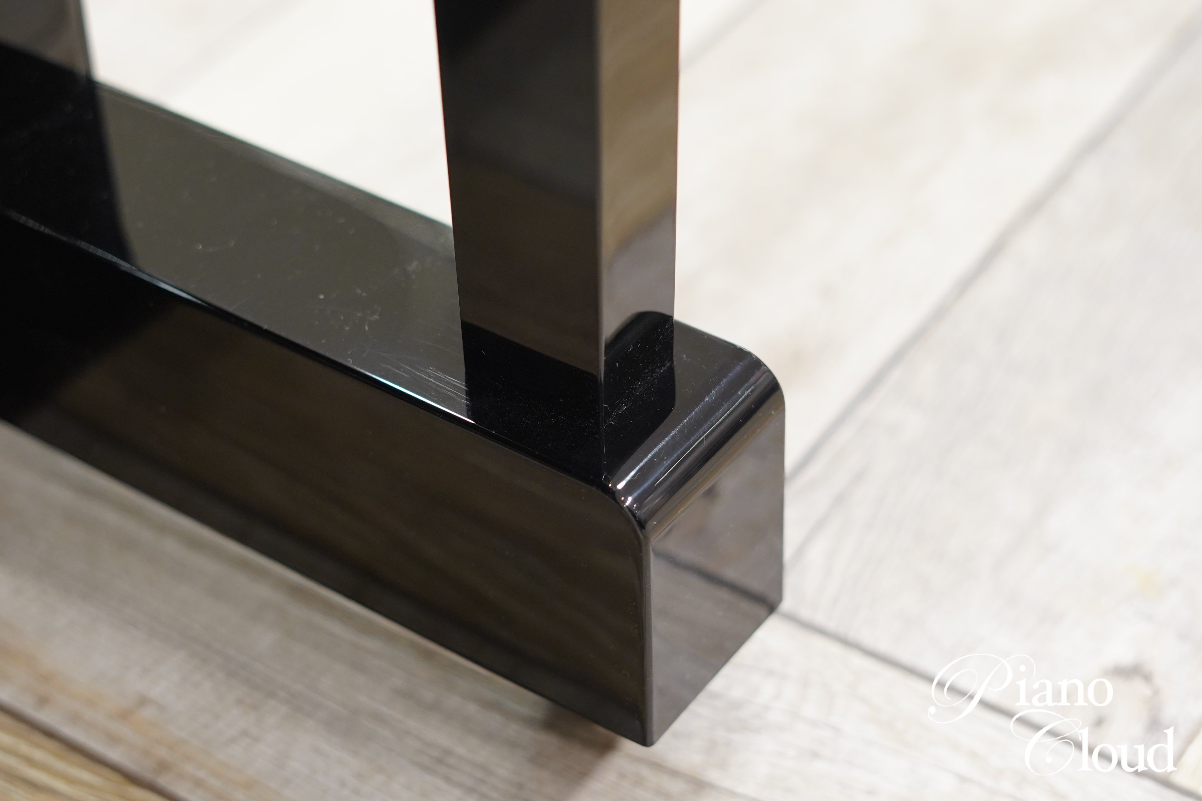 中古アップライトピアノ　U1H