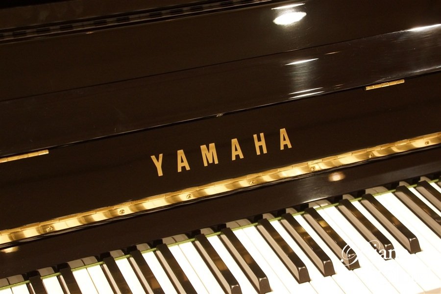 中古アップライトピアノMC301