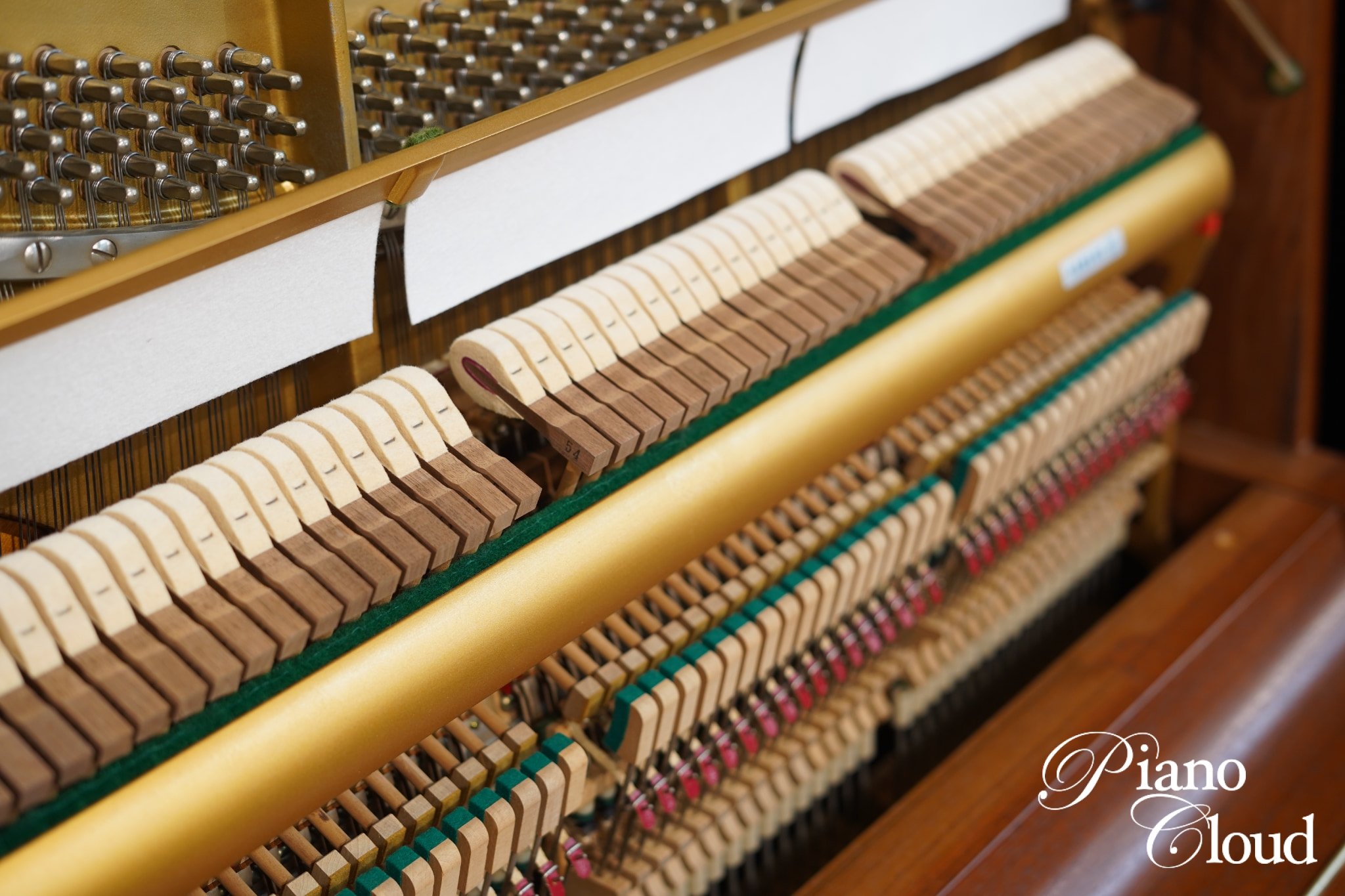 中古アップライトピアノ W107BT