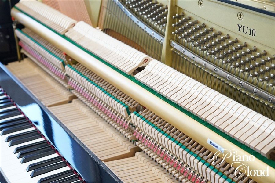 中古アップライトピアノ YU10