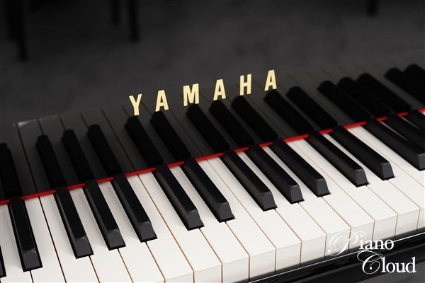 新品グランドピアノ C3Xespressivo