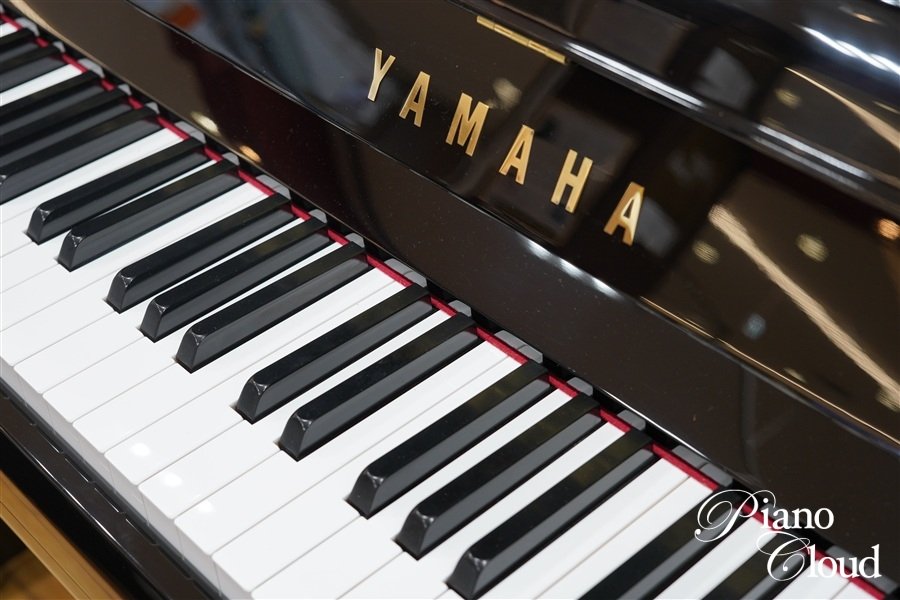 中古アップライトピアノ YU11