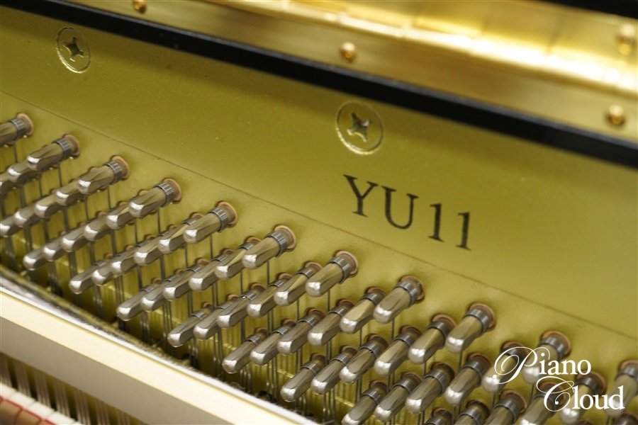 中古アップライトピアノ YU11
