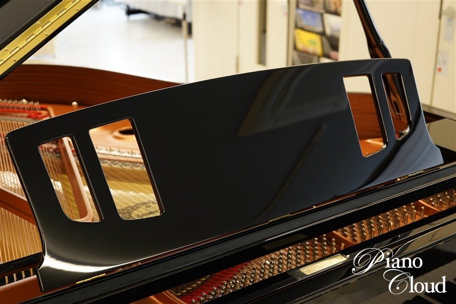 新品グランドピアノ C2Xespressivo